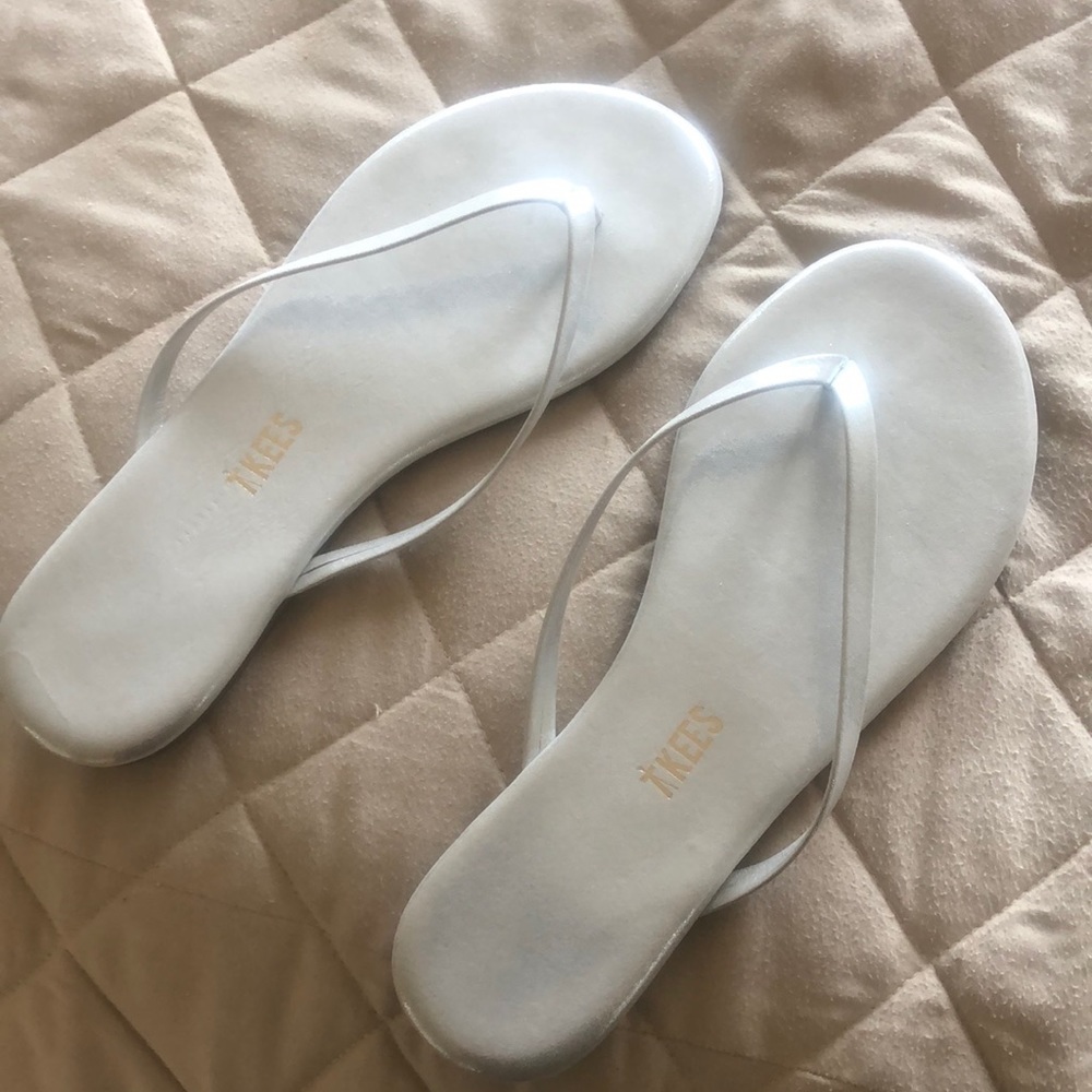 Bought size 7 these too small brand new